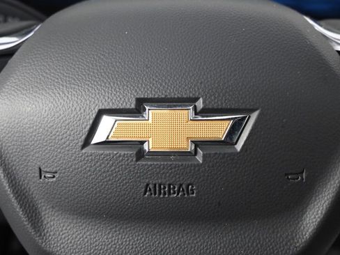 Used 2025 Chevrolet Equinox EV LT image 35