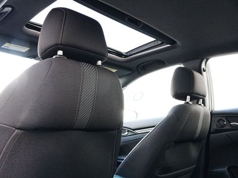 Used 2018 Honda Civic EX image 11