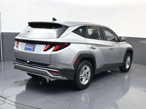 Certified 2026 Hyundai Tucson SE FWD image 4