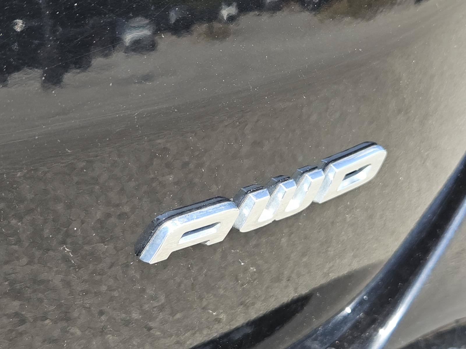 Used 2024 Ford Edge SEL AWD/4WD image 9