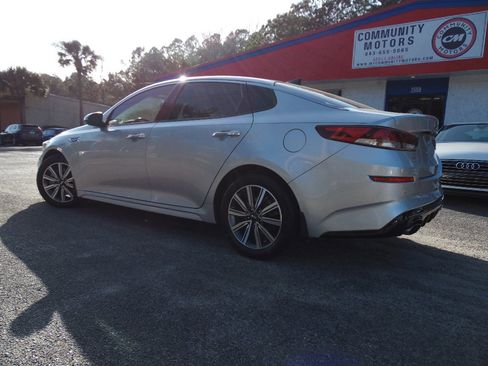 Used 2020 Kia Optima Premium FWD image 5