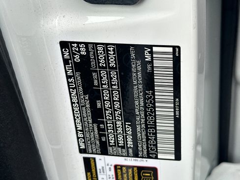 Used 2024 Mercedes-Benz GLE 350 4MATIC image 30