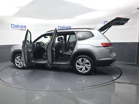 Used 2023 Volkswagen Atlas SE AWD/4WD image 57