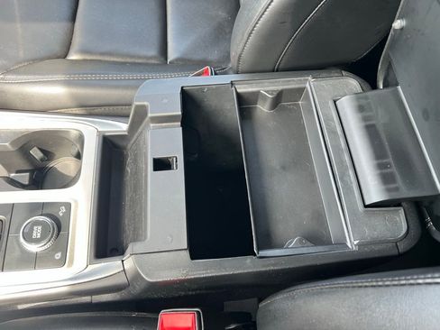 Used 2023 Ford Explorer XLT w/ Equipment Group 202A image 30