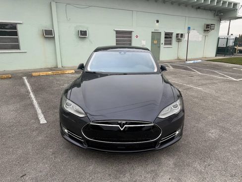 Used 2015 Tesla Model S 85 RWD image 8