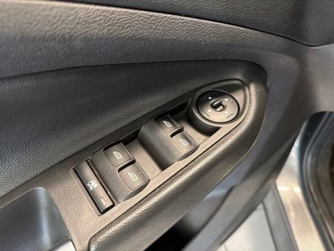 Used 2014 Ford Escape SE w/ SE Chrome Package FWD image 12