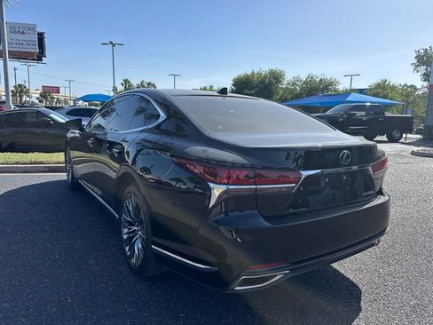Used 2018 Lexus LS 500 w/ Luxury Package RWD image 3
