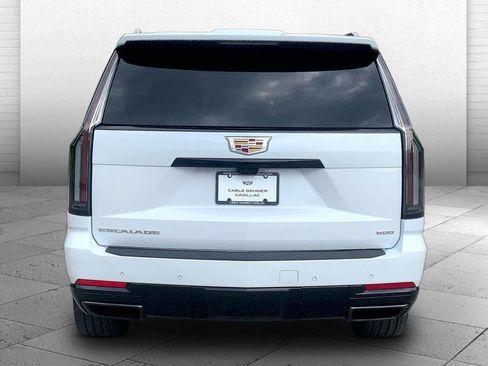 Certified 2026 Cadillac Escalade Platinum Sport AWD/4WD image 3