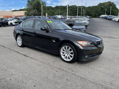 Used 2006 BMW 330xi Sedan AWD/4WD image 8