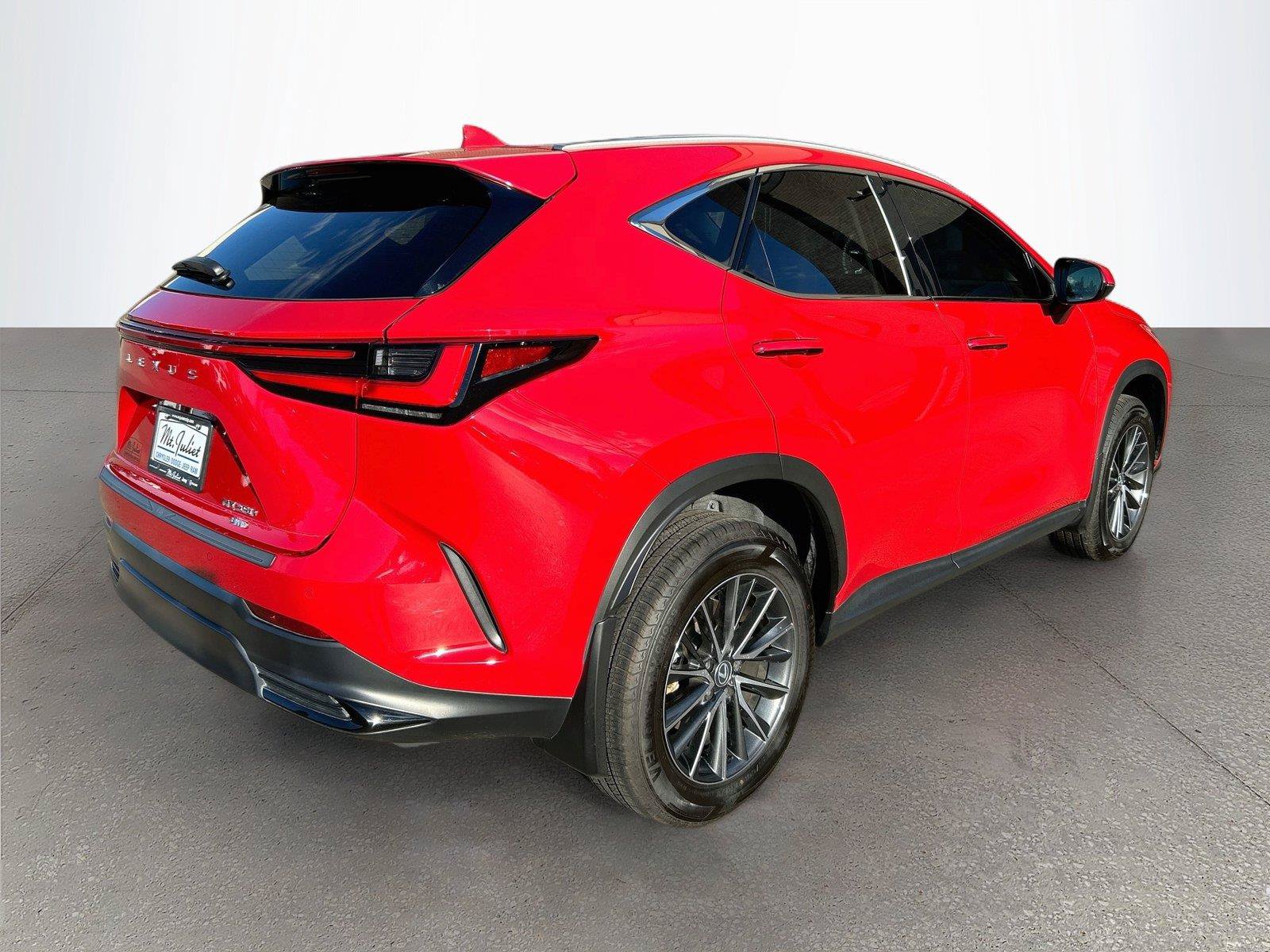 Used 2024 Lexus NX 350 AWD w/ Vision Package image 4