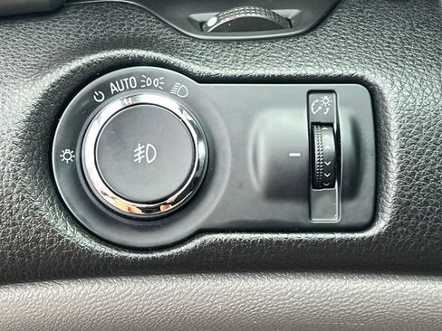Used 2013 Chevrolet Malibu LT FWD image 18