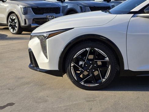 New 2026 Kia K4 GT-Line image 5