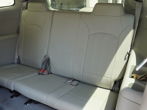 Used 2015 Buick Enclave Premium w/ Experience Buick Package FWD image 12