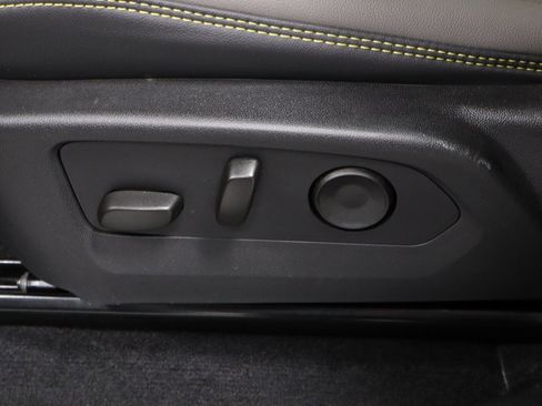 Used 2024 Chevrolet Colorado ZR2 w/ ZR2 Convenience Package III image 24