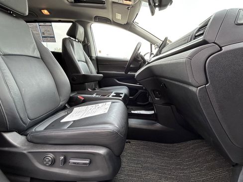 Used 2024 Honda Odyssey EX-L image 17