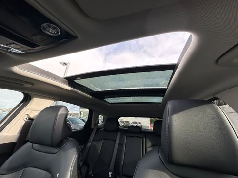 New 2026 Kia Sportage EX image 41