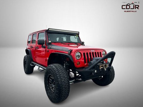 Used 2015 Jeep Wrangler Unlimited Sahara AWD/4WD image 1