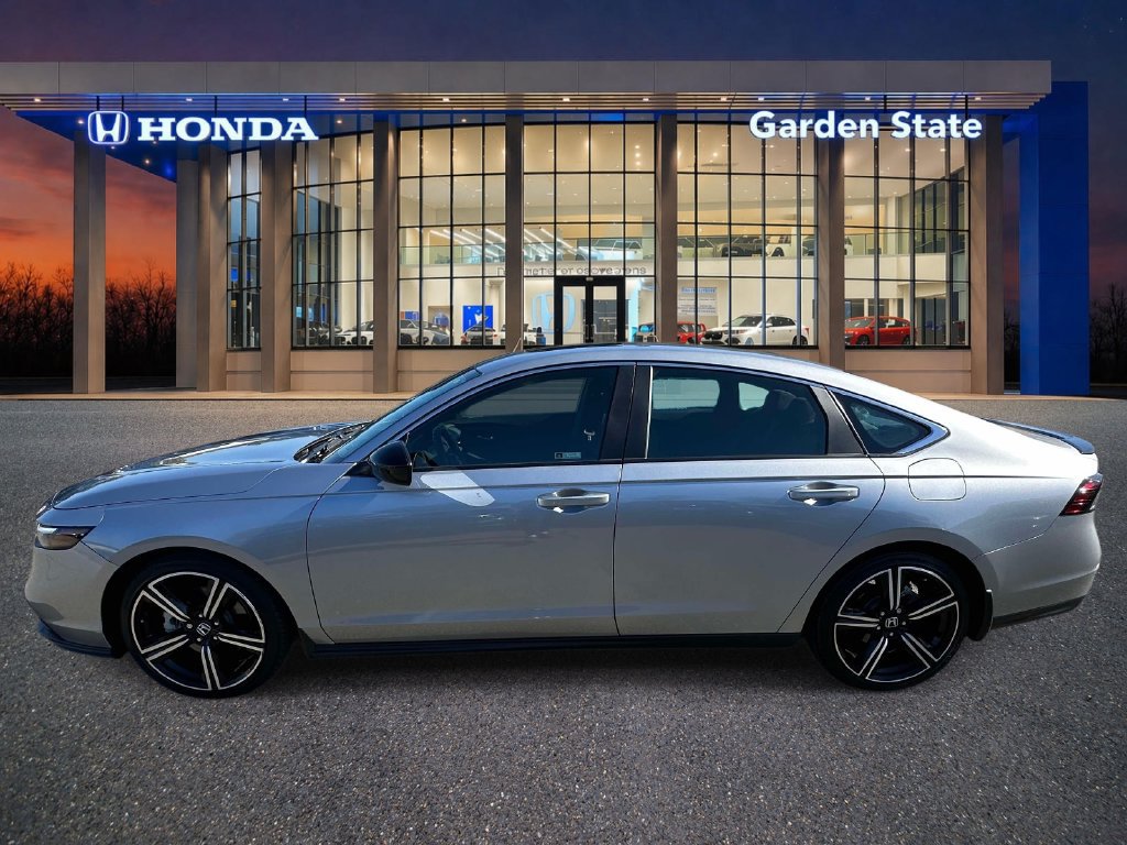 Used 2023 Honda Accord Sport image 5