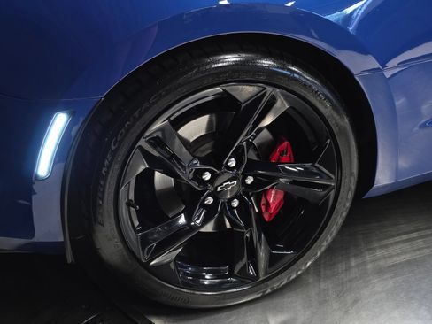 Used 2023 Chevrolet Camaro SS RWD image 44