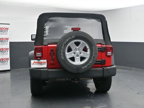 Used 2014 Jeep Wrangler Sport w/ Quick Order Package 24S AWD/4WD image 7