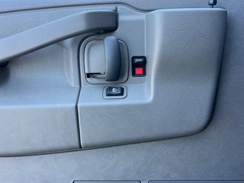 Used 2025 Chevrolet Express 2500 w/ Driver Convenience Package RWD image 11