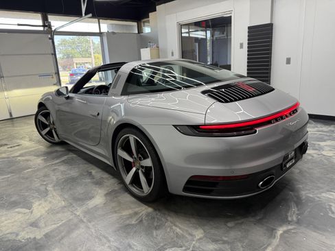 Used 2021 Porsche 911 Targa 4S AWD/4WD image 3