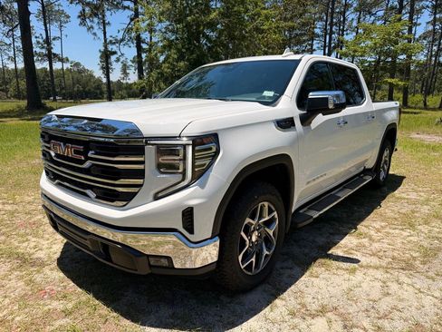 Used 2026 GMC Sierra 1500 SLT w/ SLT Premium Package AWD/4WD image 1