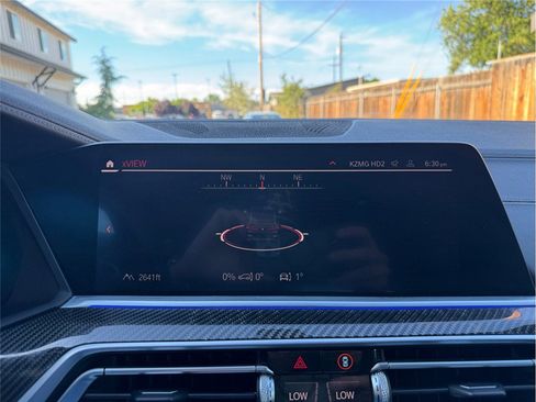 Used 2021 BMW X6 M50i w/ Dynamic Handling Package AWD/4WD image 33