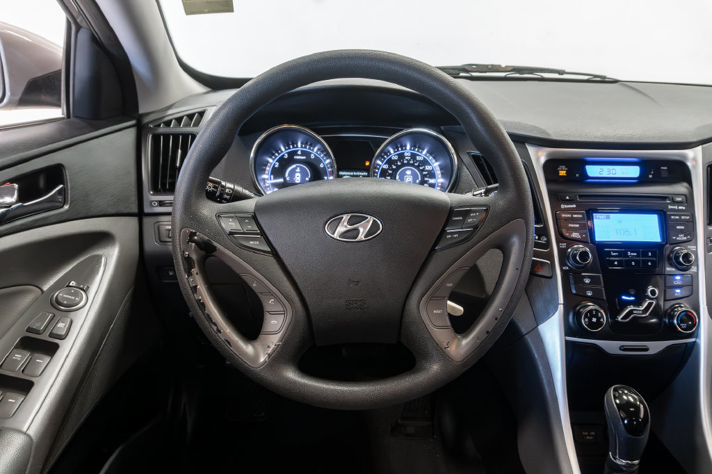 Used 2012 Hyundai Sonata GLS w/ Popular Equipment Pkg FWD image 13