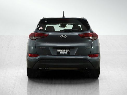 Used 2016 Hyundai Tucson SE w/ Option Group 02 image 4
