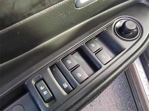 Used 2014 Buick Encore Leather image 22