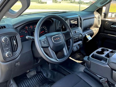 New 2025 GMC Sierra 3500 Pro w/ Convenience Package image 6