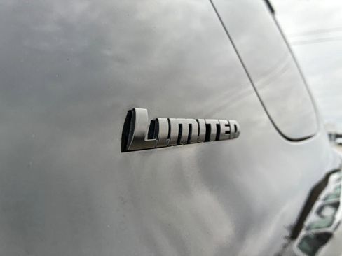 Used 2020 Toyota 4Runner Nightshade image 31