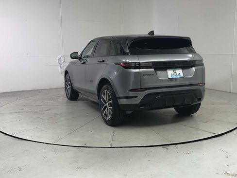 Used 2025 Land Rover Range Rover Evoque Dynamic SE AWD/4WD image 3