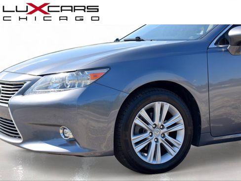 Used 2014 Lexus ES 350 w/ Luxury Package FWD image 6