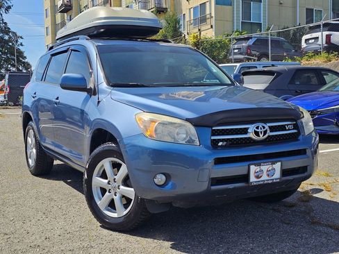 Used 2007 Toyota RAV4 Limited FWD image 1