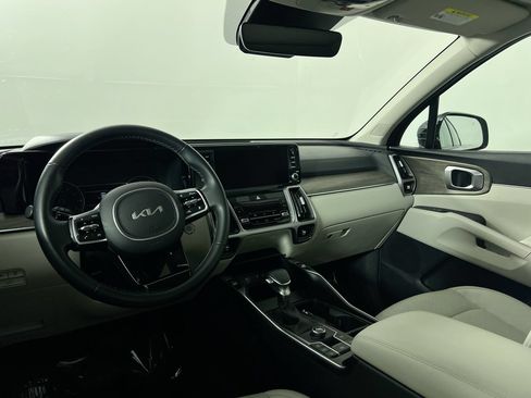 Used 2022 Kia Sorento EX w/ Panoramic Sunroof Package FWD image 30