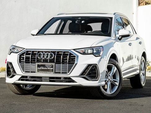 Used 2020 Audi Q3 2.0T Premium w/ Convenience Package image 1