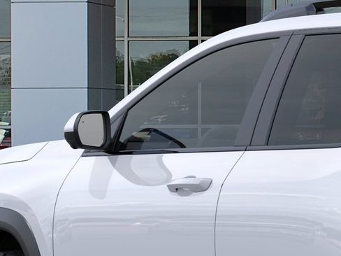 New 2026 Chevrolet Equinox ACTIV w/ Convenience Package III AWD/4WD image 12