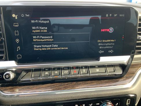 Used 2024 GMC Sierra 1500 Elevation image 45