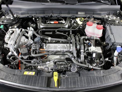 Certified 2024 Mercedes-Benz EQB 350 4MATIC SUV image 38