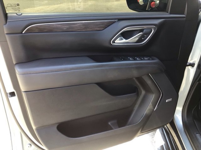 Used 2024 Chevrolet Tahoe LT RWD image 11