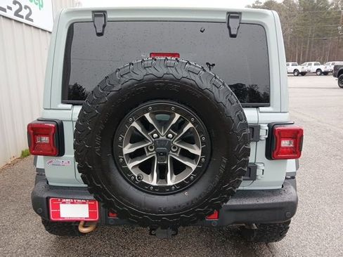 Used 2024 Jeep Wrangler Unlimited Rubicon 392 image 5