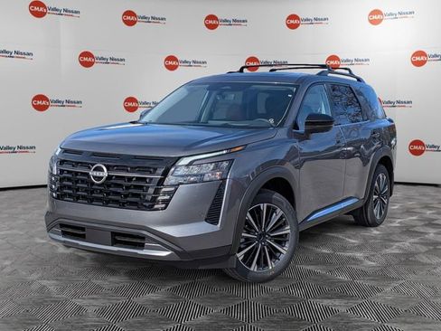 New 2026 Nissan Pathfinder Platinum image 1