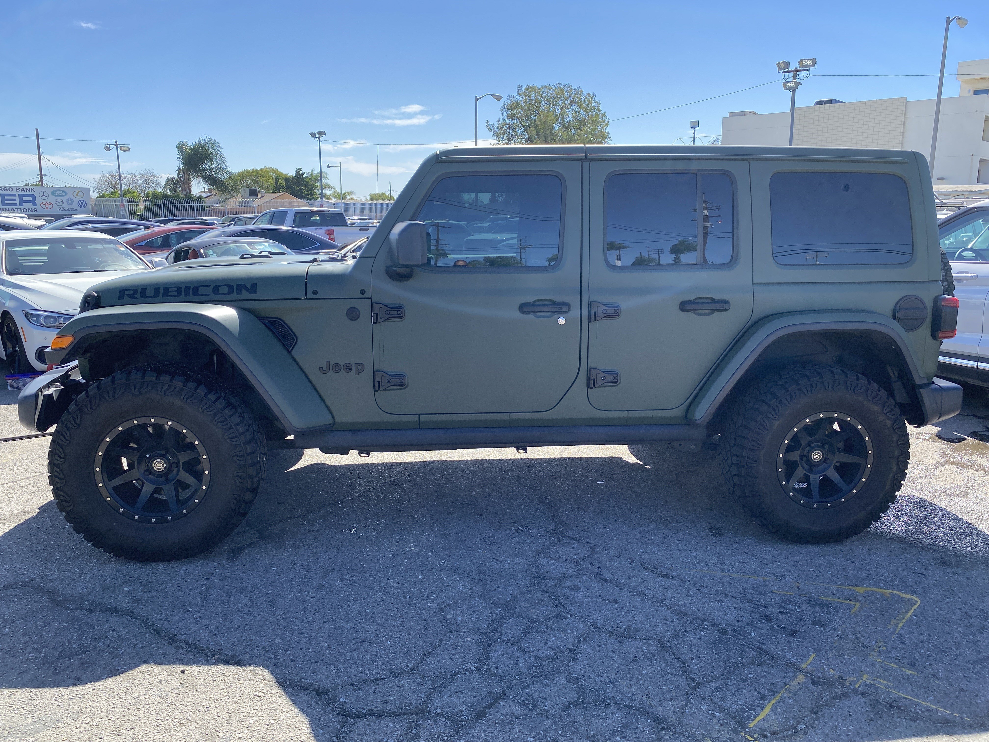 Used 2020 Jeep Wrangler Unlimited Rubicon AWD/4WD image 15
