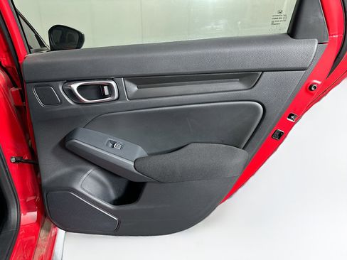 Used 2023 Honda Civic Sport image 27