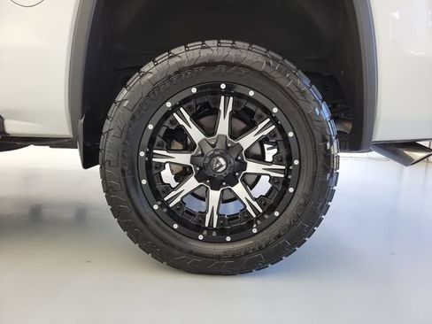 Used 2017 GMC Sierra 1500 SLE w/ Texas SLE Value Package RWD image 12