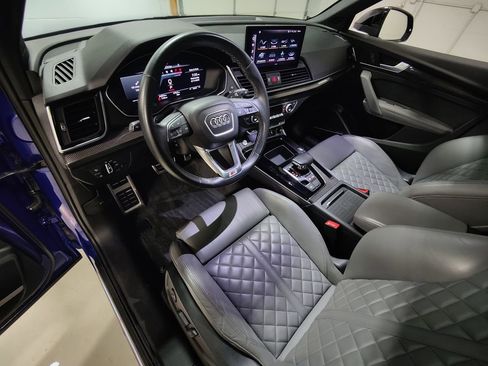Used 2022 Audi SQ5 Premium Plus w/ Premium Plus Package image 28