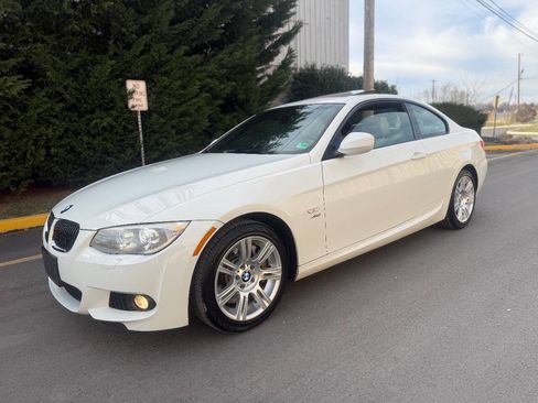 Used 2012 BMW 335i xDrive Coupe image 2