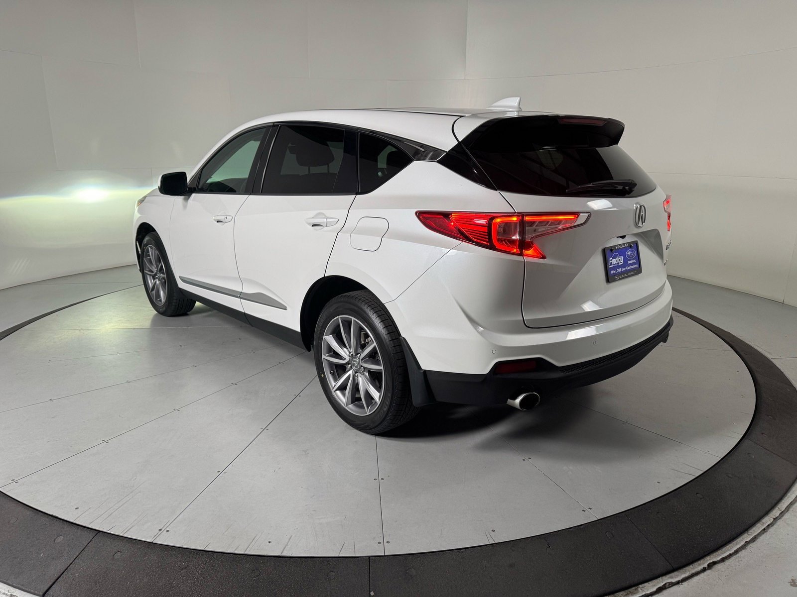 Used 2020 Acura RDX w/ Technology Package AWD/4WD image 3